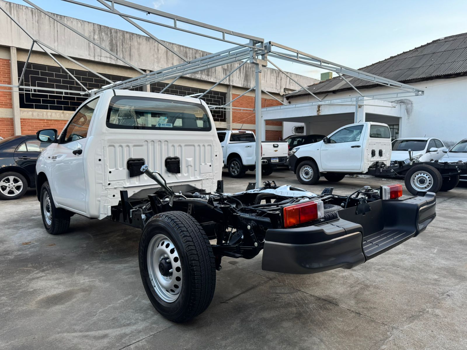 HILUX CS - AUTOMÁTICA 
